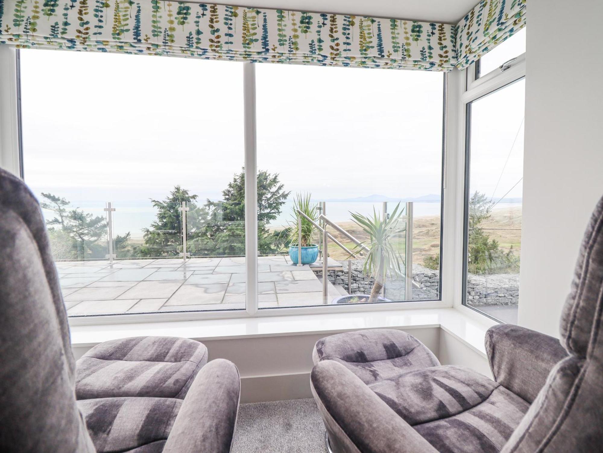 Aelfor Villa Harlech Exterior photo